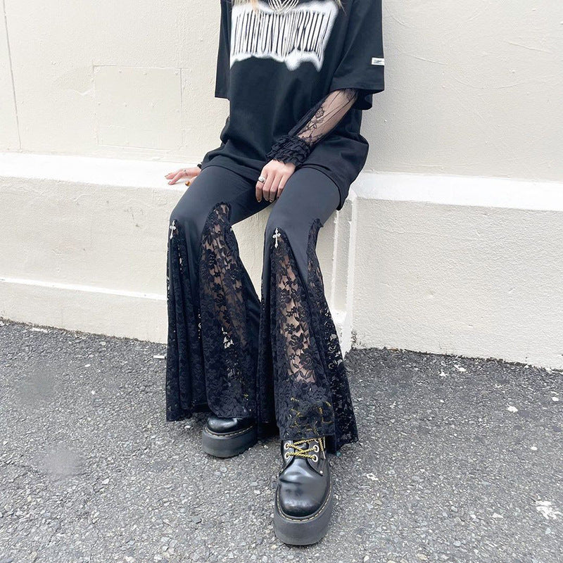 Calça Flare Gótica com Renda e Cruz