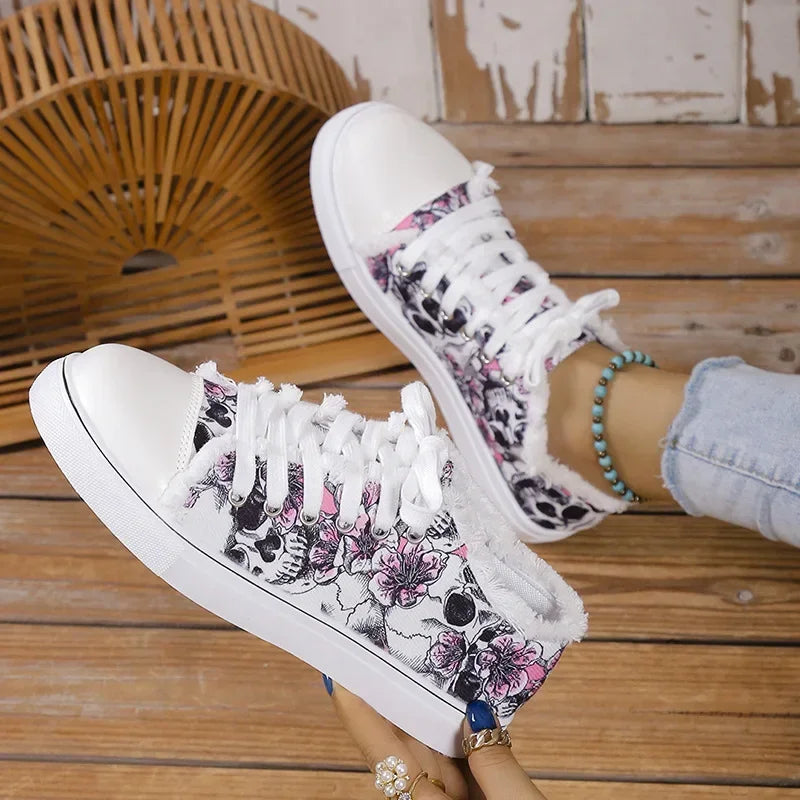 Crânio feminino morcego padrão sapatos vulcanizados sapatos planos moda rendas até tênis feminino casual respirável sapato de lona 2024