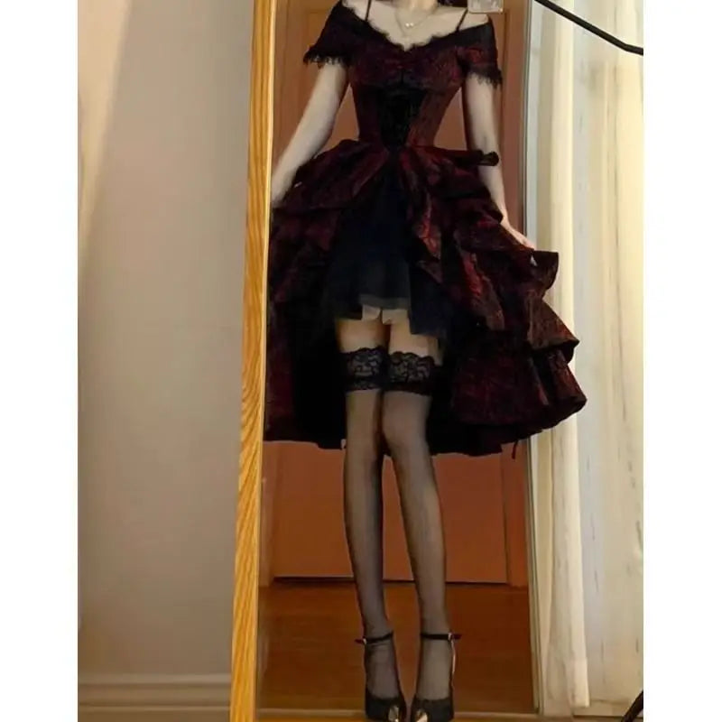 Vestido Gótico Lolita Carmesim de Ombros à Mostra