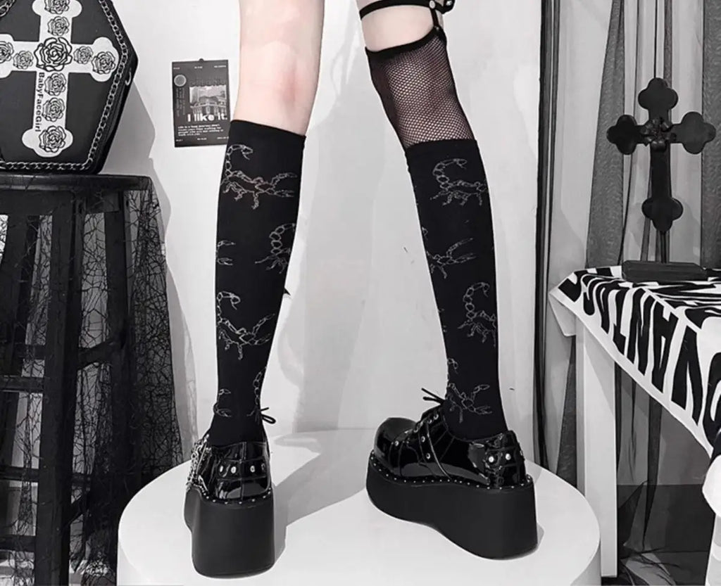 Sapato Plataforma Slip-On Gótico Punk