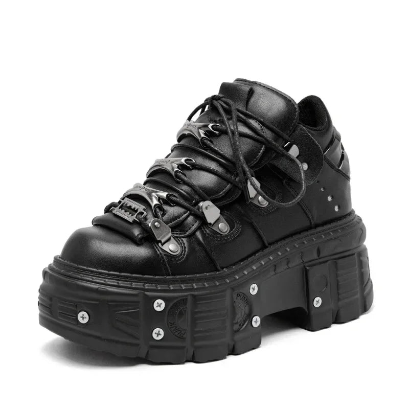 Primavera/verão estilo punk sapatos femininos renda salto altura 6cm sapatos de sola grossa sapatos femininos botas de rock metal decorativo feminino