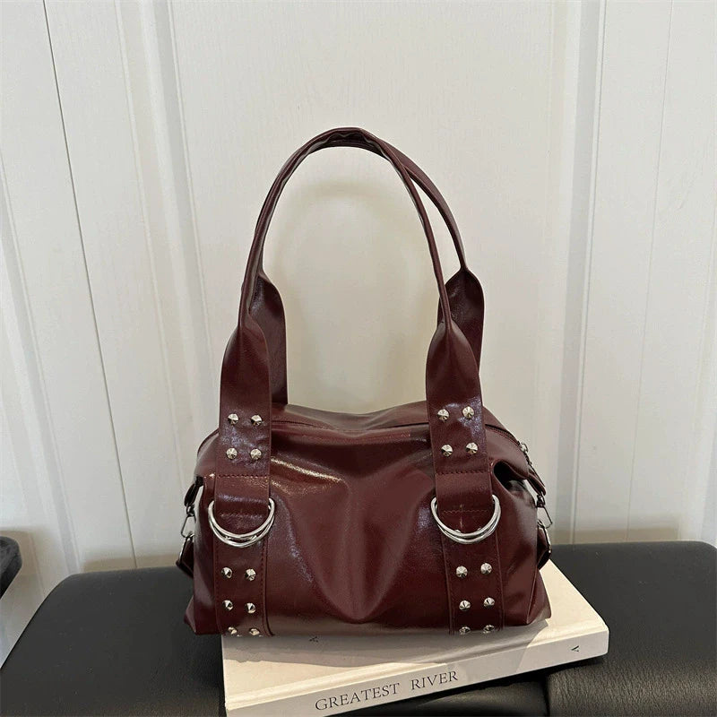 Bolsa de Ombro Feminina em Couro PU de Alta Qualidade, Grande Capacidade, Estilo Y2K, Bolsa de Braço com Rebites, Bolsa Boston Feminina para o Dia a Dia