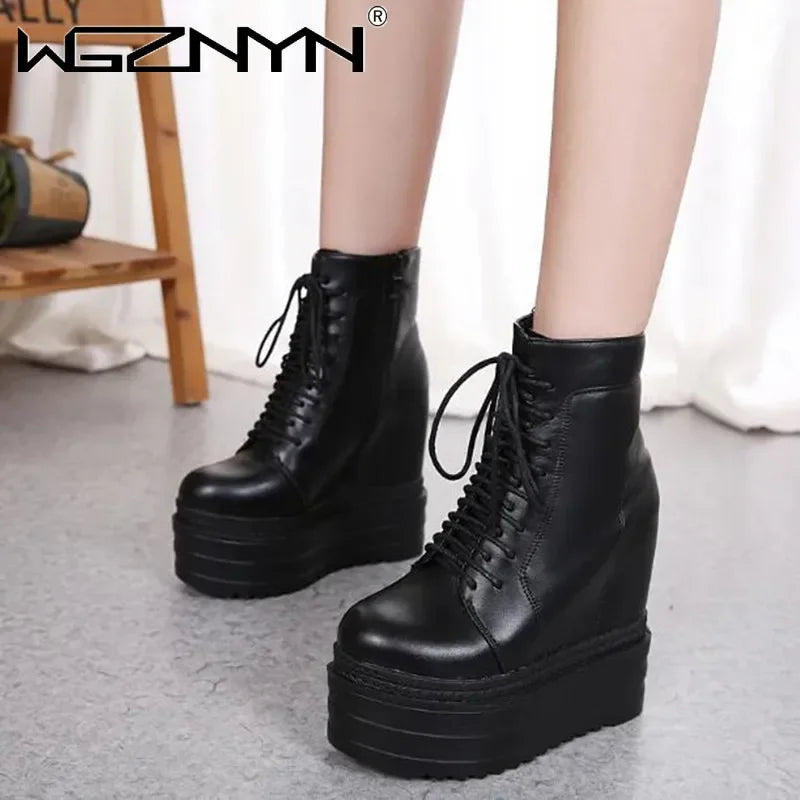 Bota Punk Plataforma 14cm