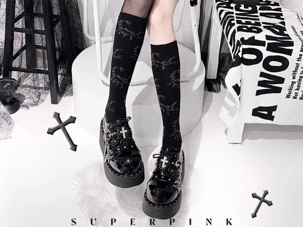Sapato Plataforma Slip-On Gótico Punk