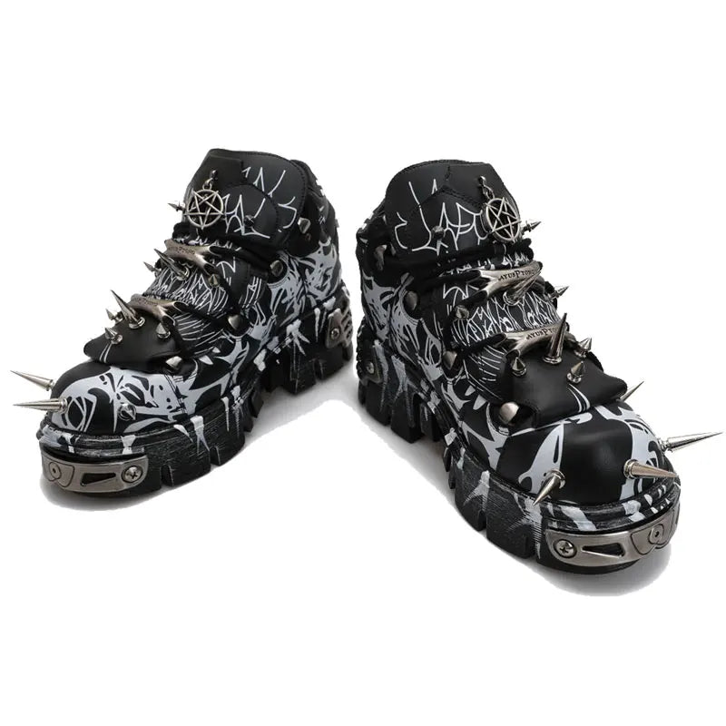 2026 Novo Design Original Plataforma Graffiti Unissex com Rebites Escuros Estilo Rock Punk, Tênis Casual Dad Shoes com Sola Plataforma