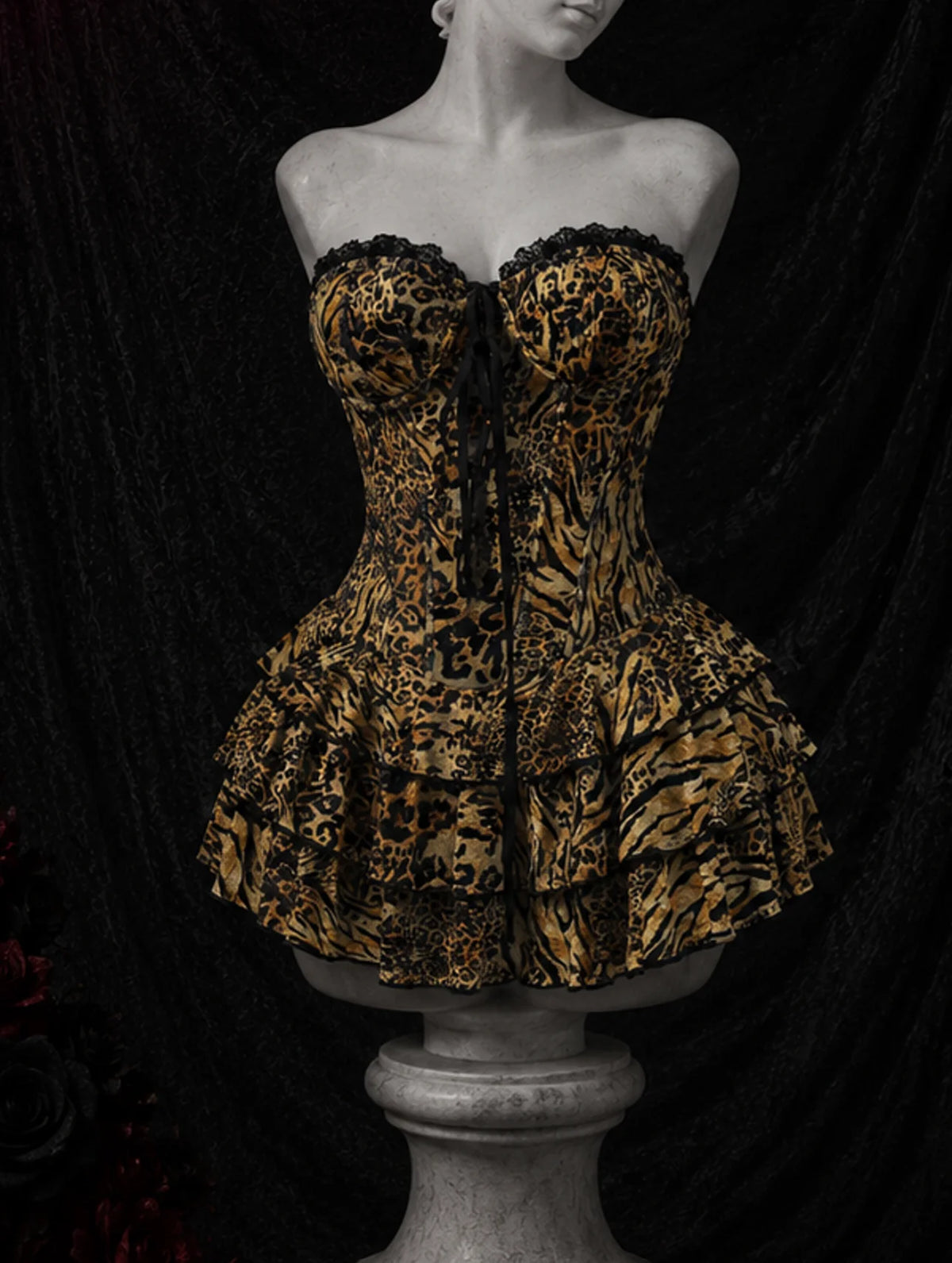 【Fragments.One Choice, No More Choices.】Vestido Feminino Sexy e Elegante com Renda, Costas Abertas, Amarração e Estampa de Leopardo.