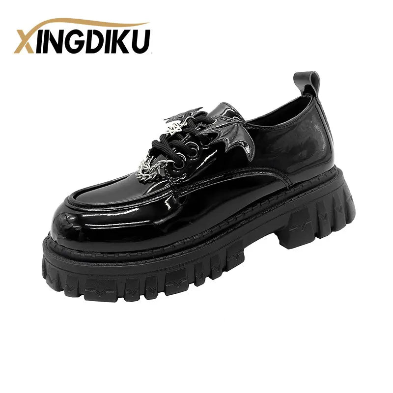 Punk vento moda único sapatos outono novo diabo bat asas gótico sapatos femininos fundo grosso plataforma à prova dwaterproof água corrente de metal