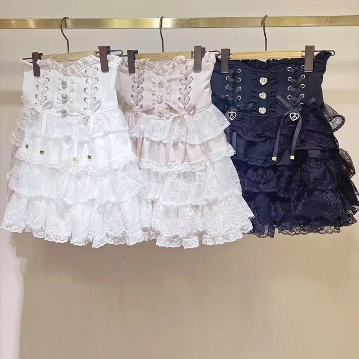 Minissaia Feminina Estilo Lolita Doce Japonês, Retro Elegante, com Renda e Faixas, Saias de Festa em Camadas, Gótica Y2k com Fivelas Metálicas