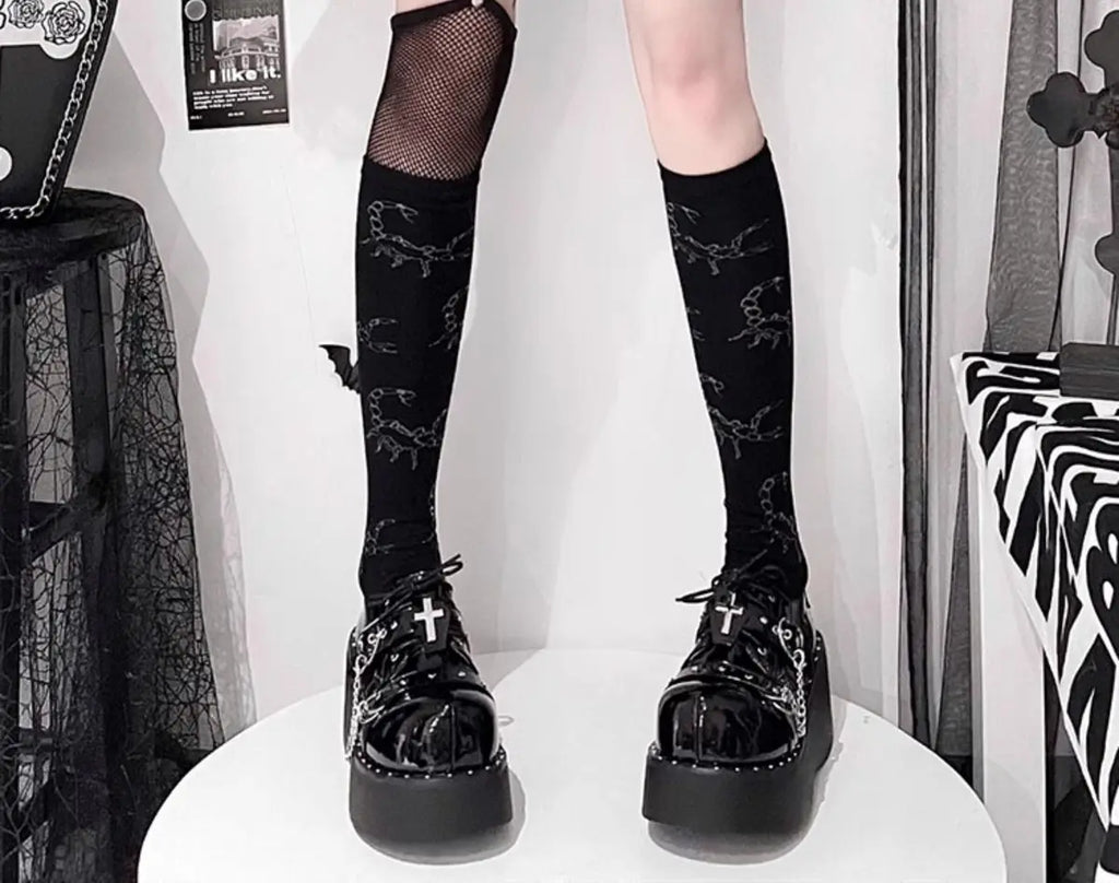 Sapato Plataforma Slip-On Gótico Punk